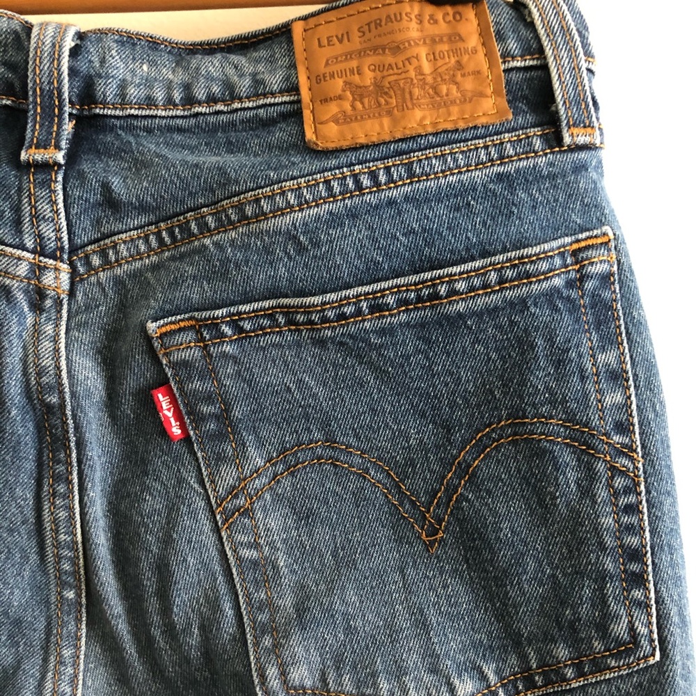 Levi’s Wedgie Jean